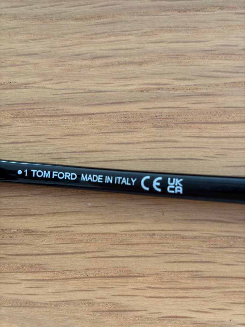 トムフォード サングラス FT1048-D/S 01B 52 TOM FORD