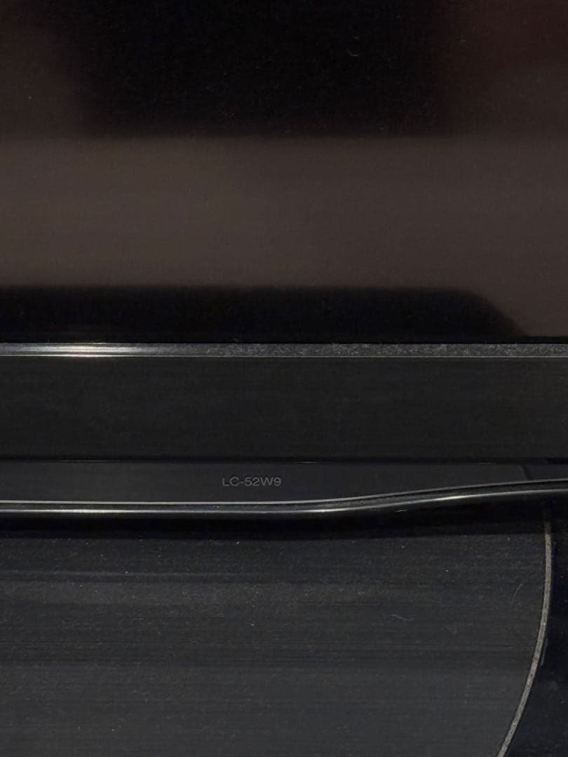 早い者勝ち！SHARP　AQUOS　50インチ液晶テレビ　LC52W9