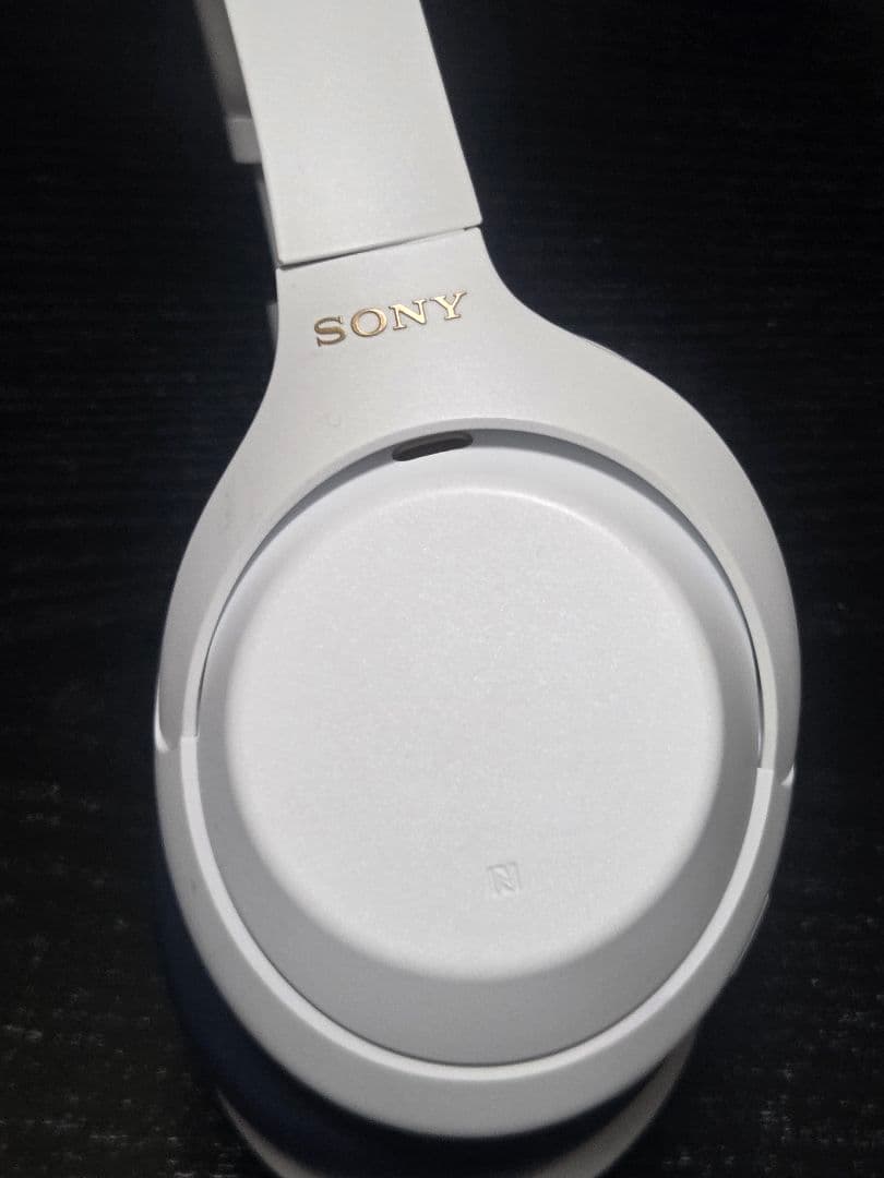 SONY ヘッドホン WH-1000XM4 LIMITED EDITION（白）