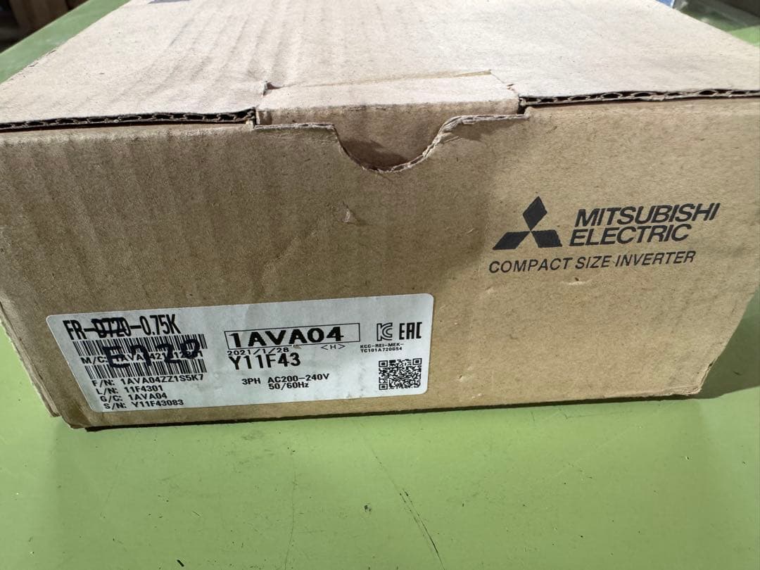 FR-D720-0.75K 三菱インバータ 三菱電機