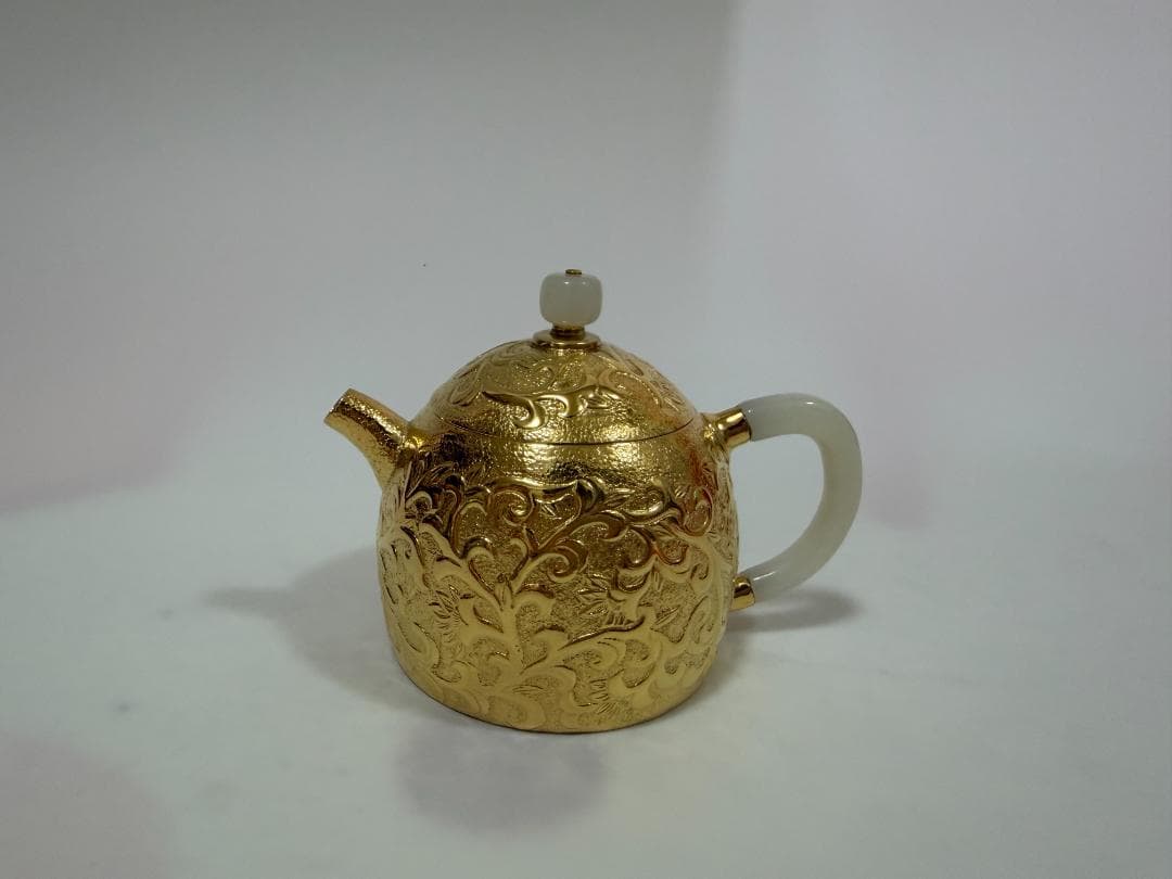 純銀製 花蔦文 金メッキ 玉石取っ手 急須 銀瓶 煎茶道具