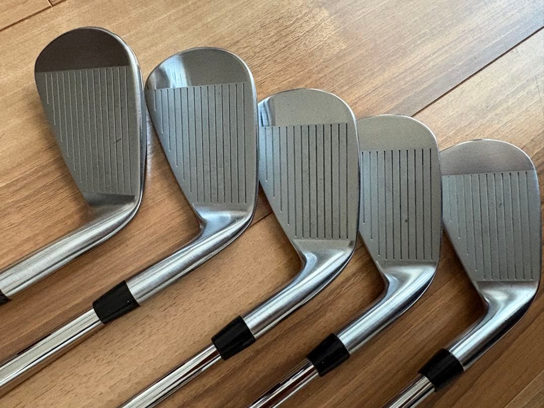 ★Hiroki★【レフティ】美品 T200 タイトリスト2021