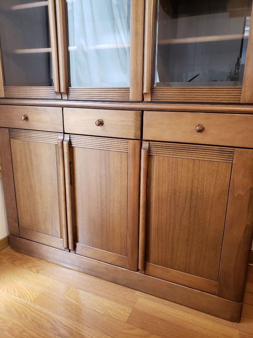 最終値下げ※井口家具※木製ブラウン食器棚 ガラス扉付き