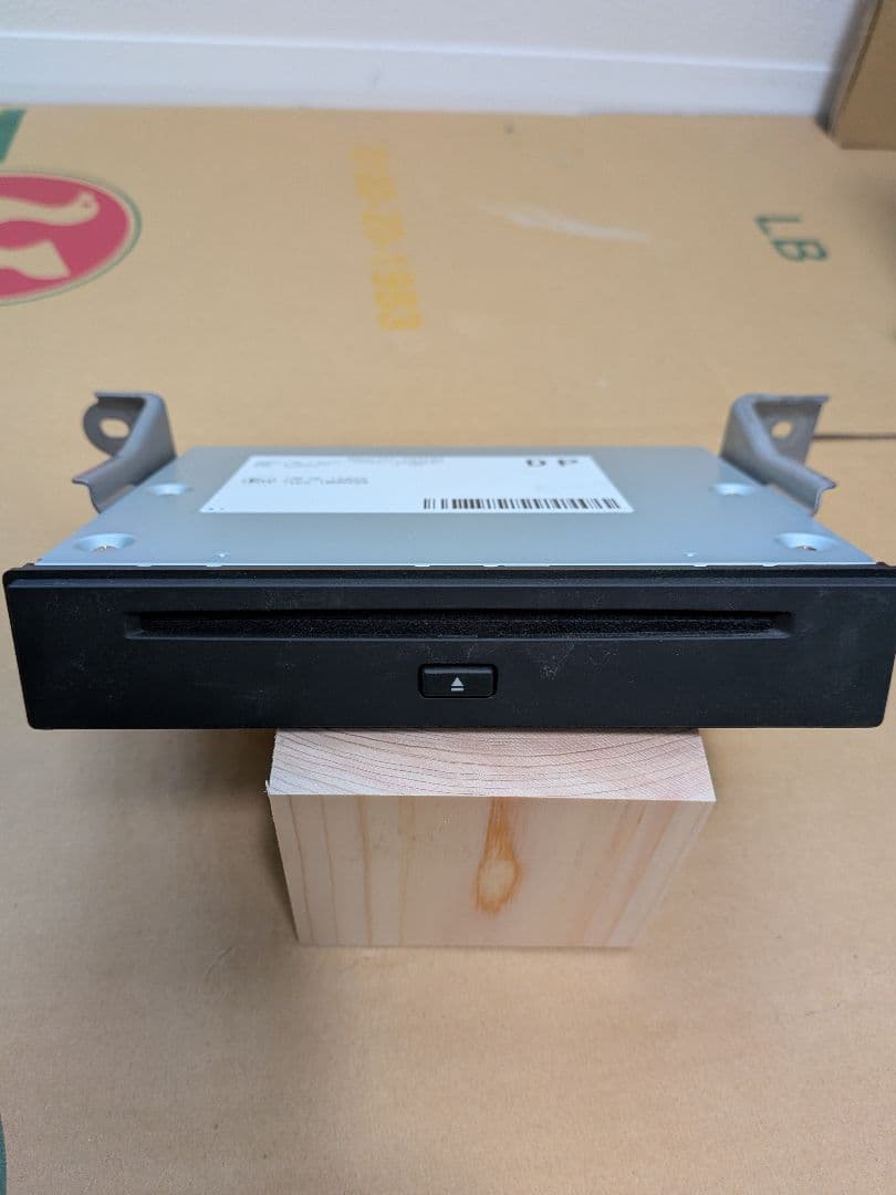 トヨタ 純正CD/DVDデッキ