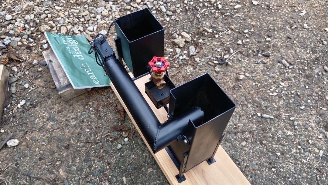 ☆本物☆　廃油ストーブ　【ミニファクトリー】煙突アダプター　アースデザイン