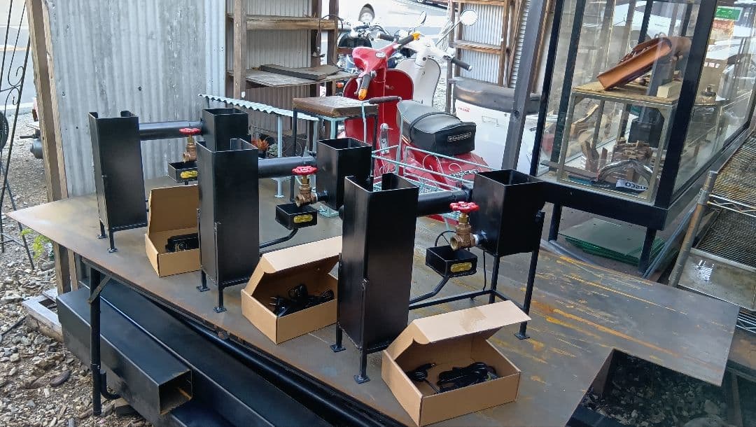 ☆本物☆　廃油ストーブ　【ミニファクトリー】煙突アダプター　アースデザイン