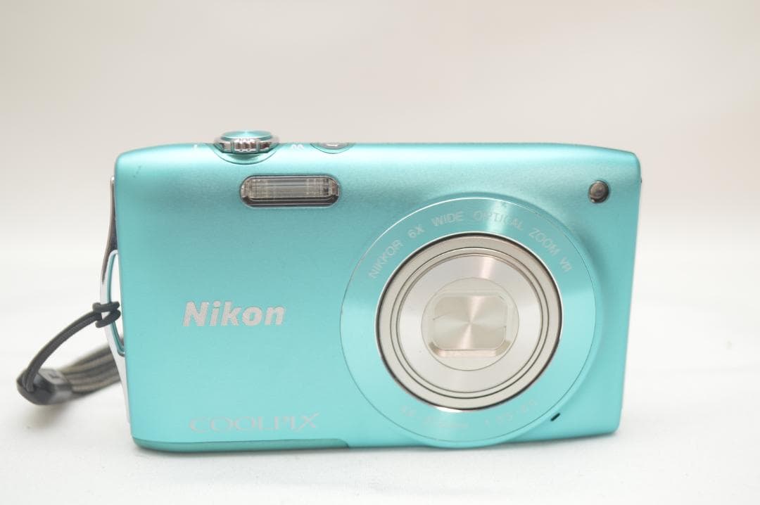 ✨美品✨ Nikon Coolpix S3300 ブルー