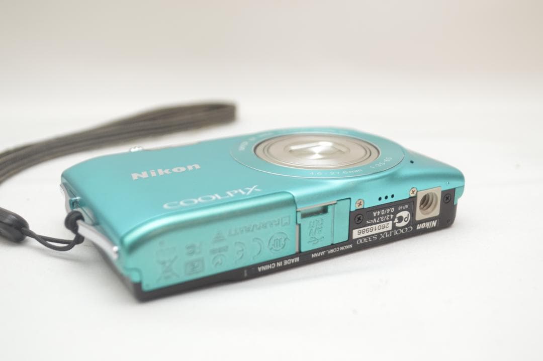 ✨美品✨ Nikon Coolpix S3300 ブルー