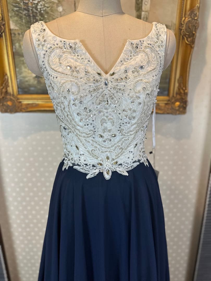 ネイビー ビーズ刺繍Aラインロングドレス