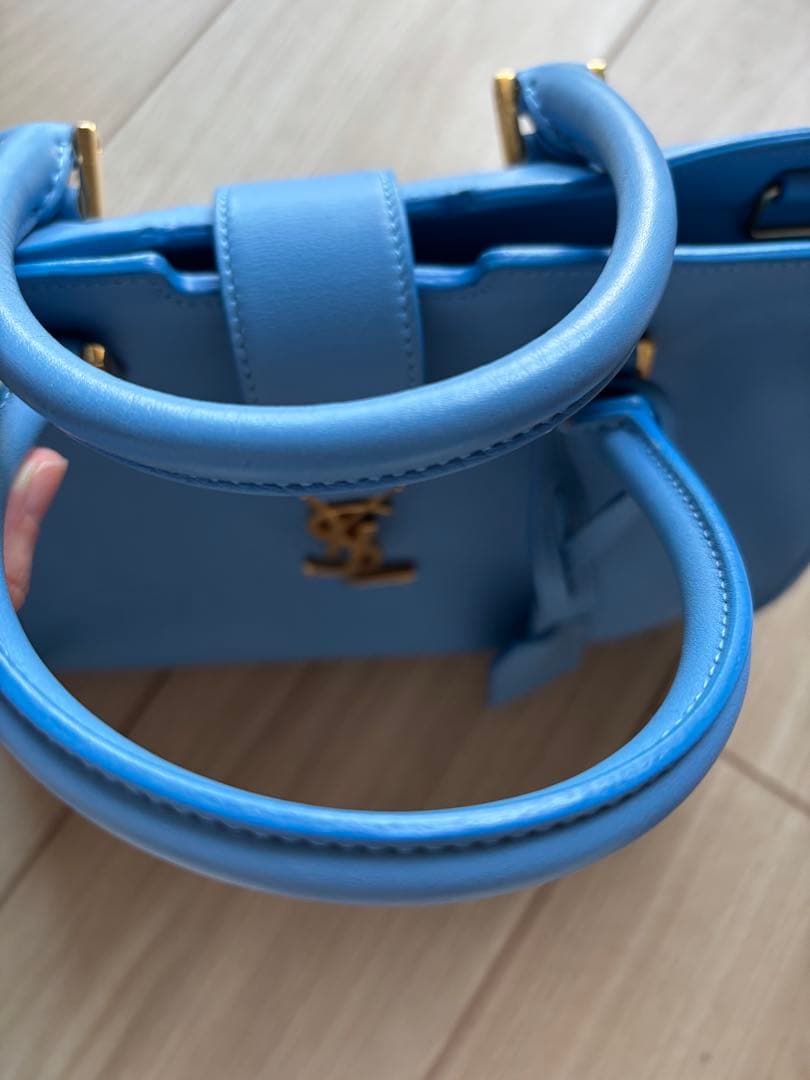 SAINT LAURENT ブルーハンドバッグ YSL