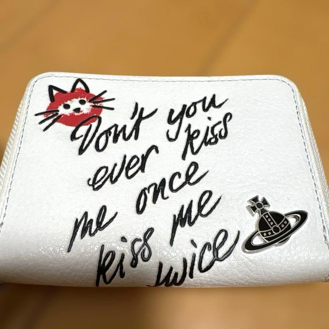 Vivienne Westwood KISS ME KITTY ケース