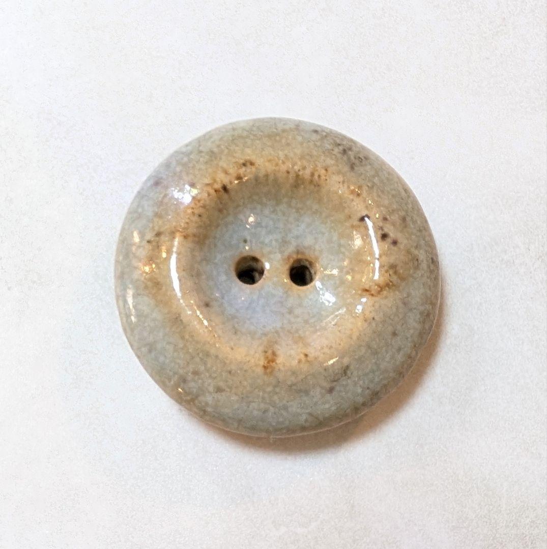 m*8様 No.0320　ルーシー·リー　陶器ボタンA