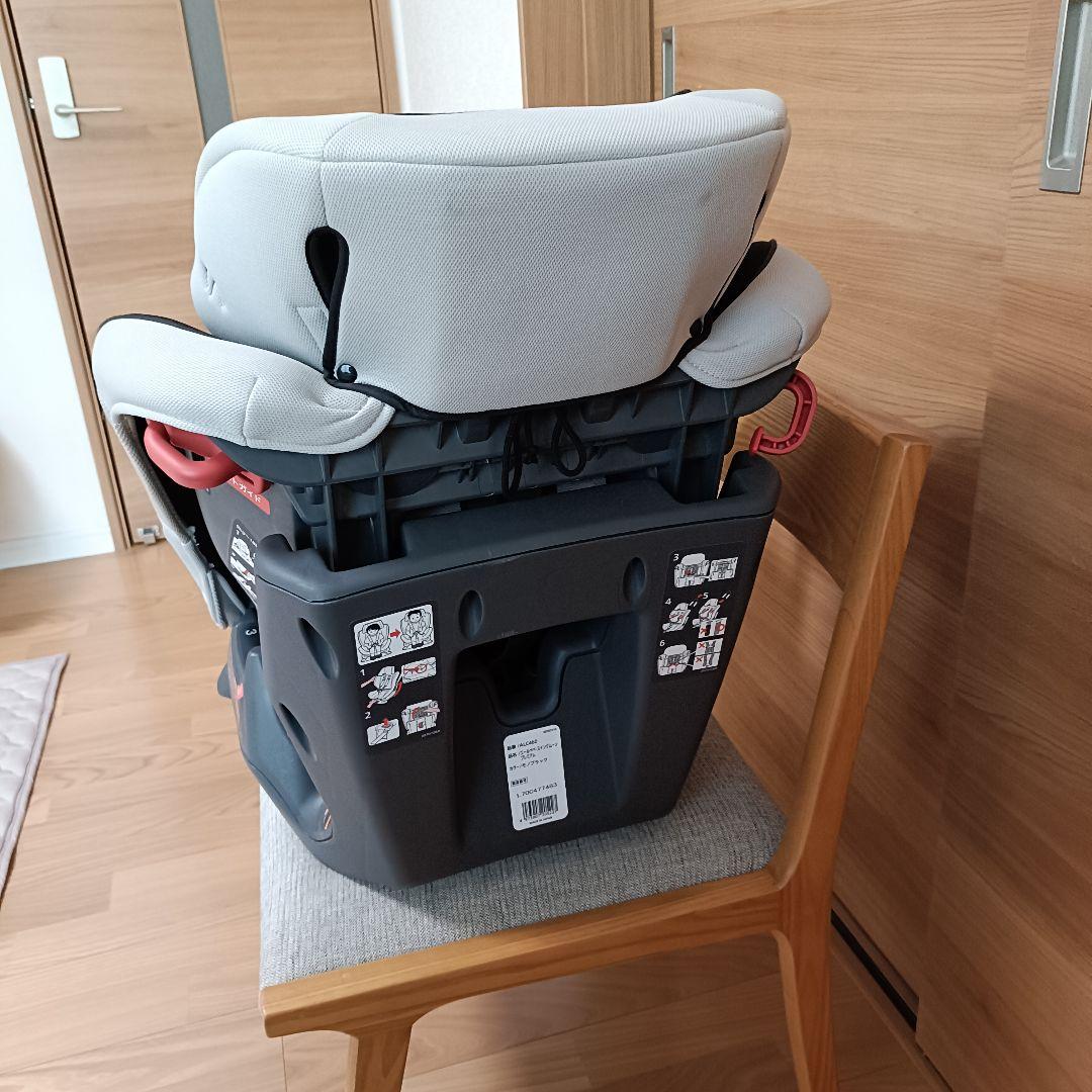 【美品】エールベベ スイングムーン プレミアム チャイルドシート　１歳頃〜