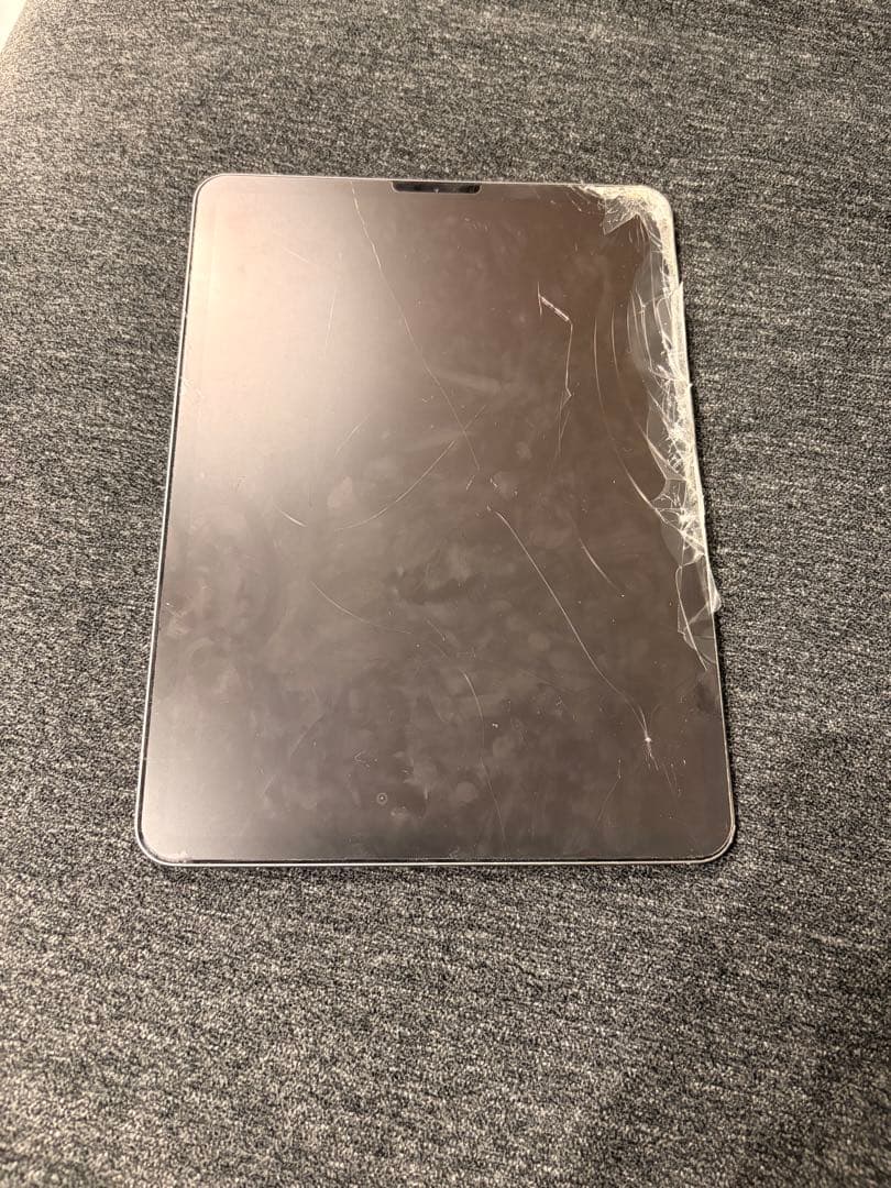 大幅値下げ！iPad Pro 第2世代　11インチ　ガラス割れ