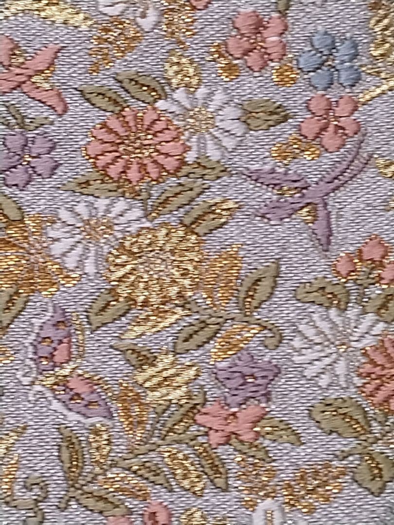 豪華な多色金糸袋帯