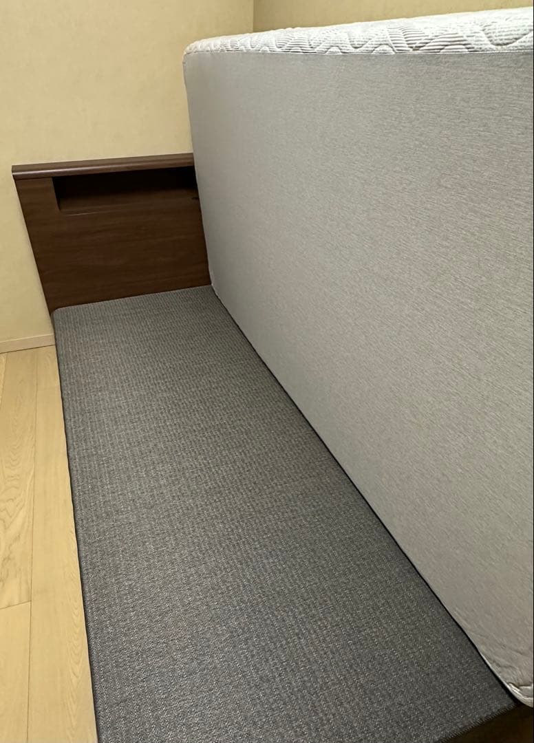 【りこ】シモンズ　ベッド