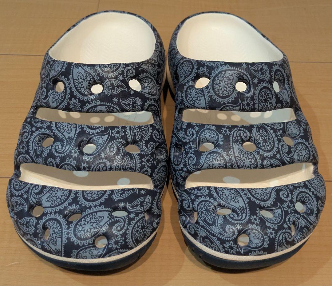 【希少】【限定品】 サンダル キーン ヨギ アーツ ブルーペイズリー US8