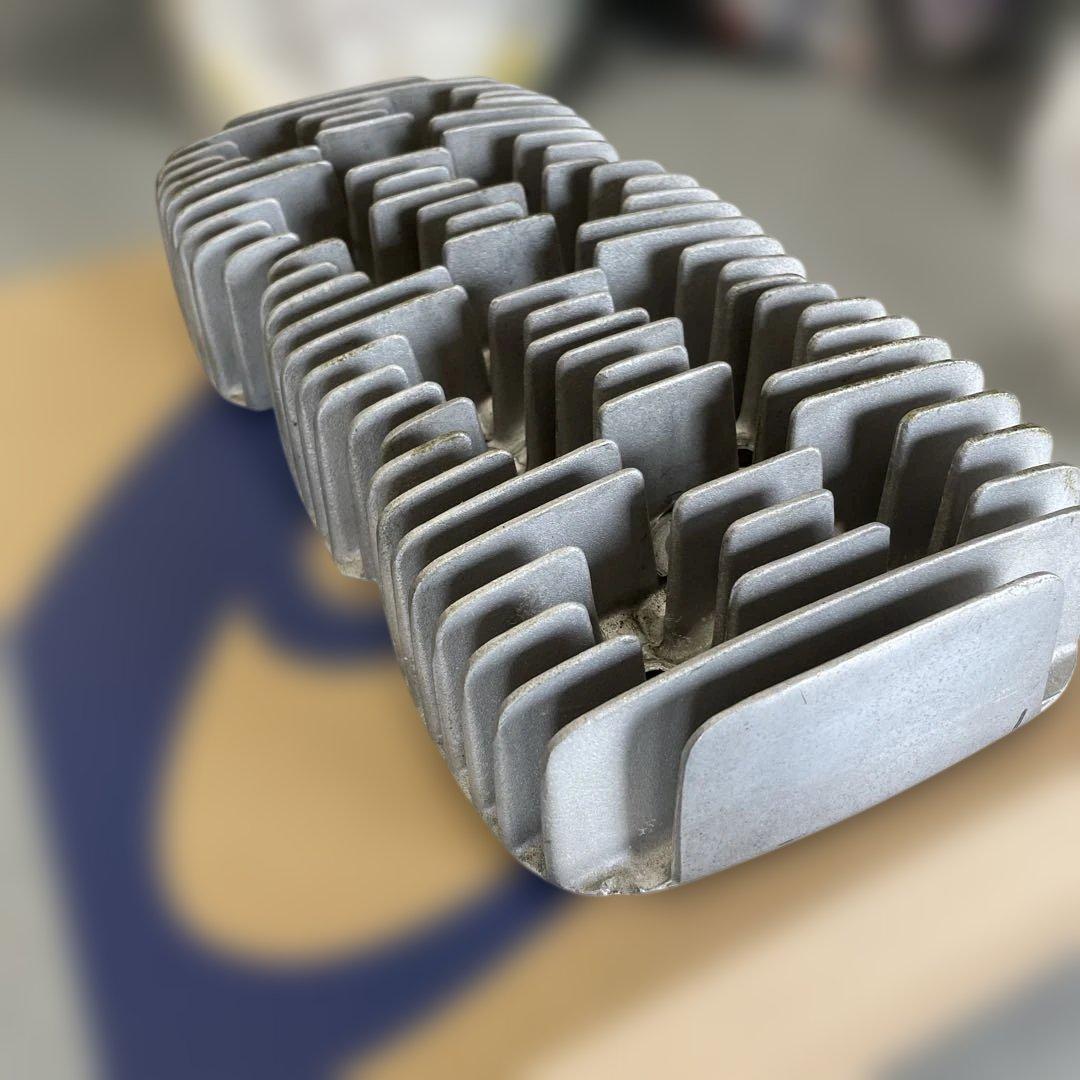 kh250シリンダーヘッドカバー