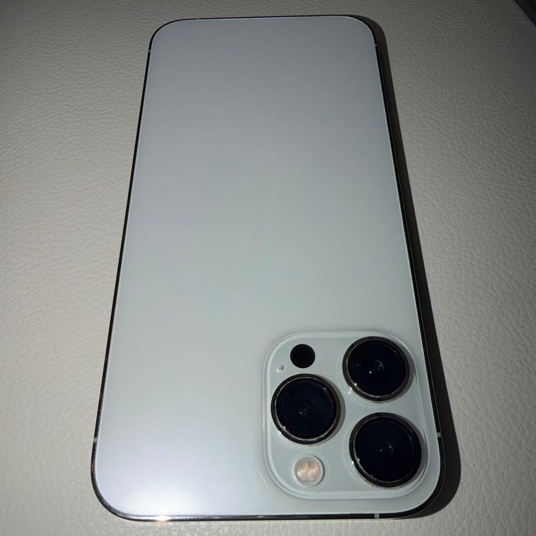 iPhone 13 Pro Max シルバー SIMフリー