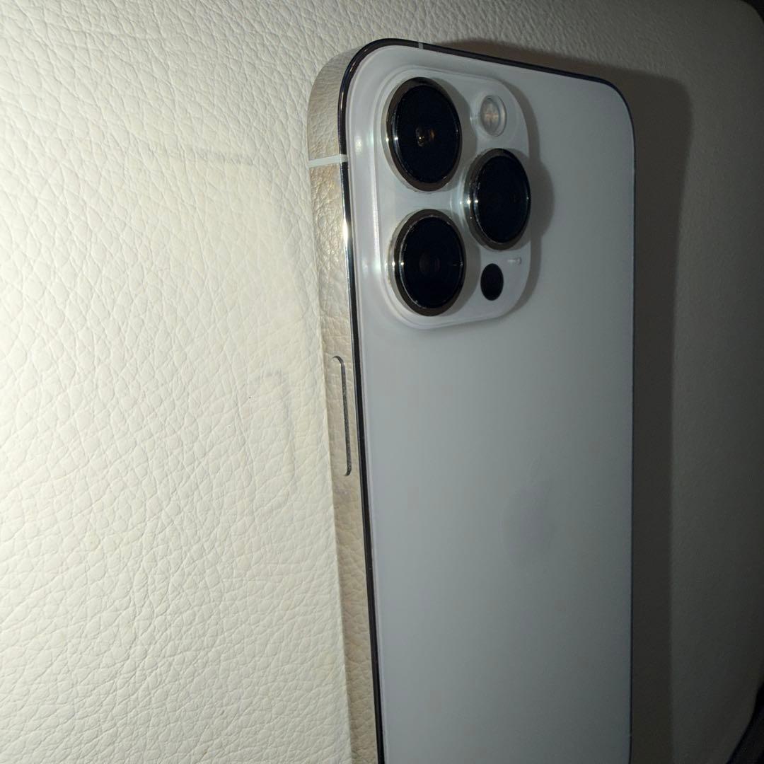 iPhone 13 Pro Max シルバー SIMフリー