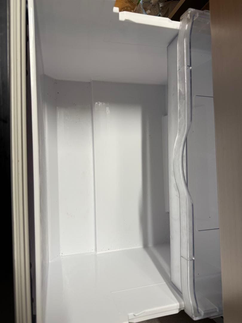 引き取りの場合、値下げします！　送料無料　日立　R-V38TV(N) 375L