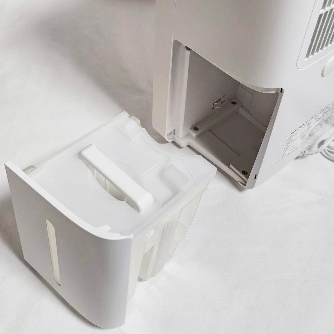 33【送料無料】動作品★SHARPシャープ★除湿機★CV-L71-W