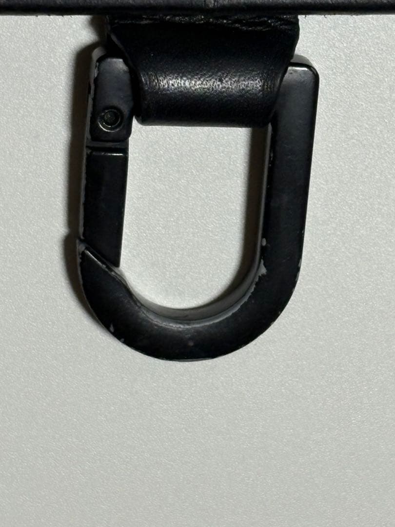 objcts.io iphone16レザーケース ストラップ一体型カードケース