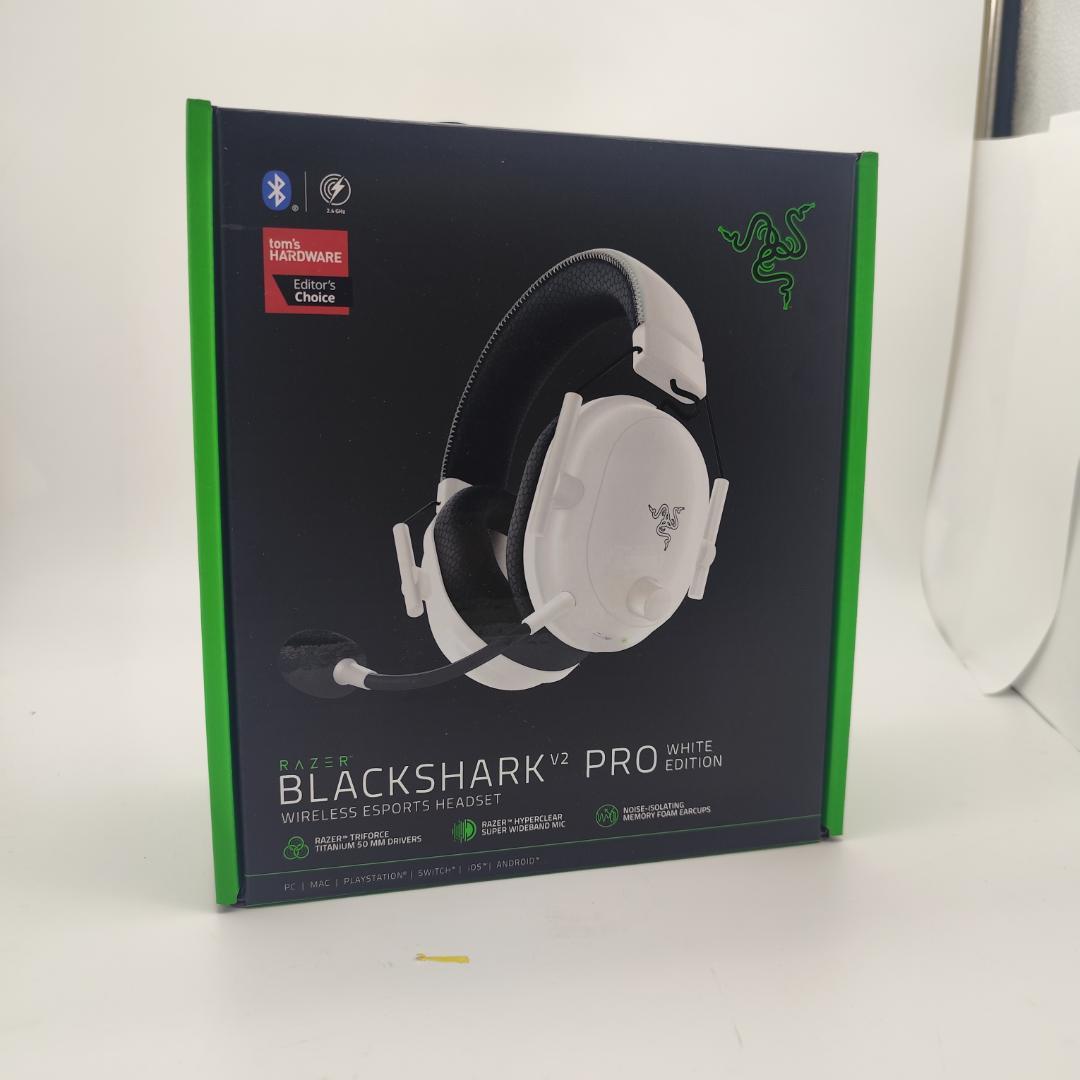 Razer BlackShark V2 Pro ワイヤレスヘッドセット ホワイト