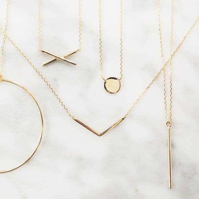 jouete　K10 WG　V　ライン　モダン　ベーシックシンプル　ネックレス