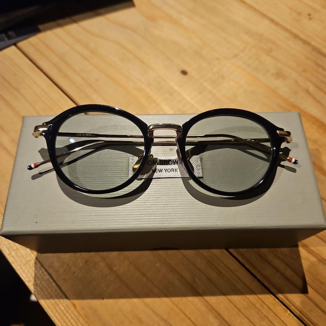 トムブラウン　TB-001　49Size