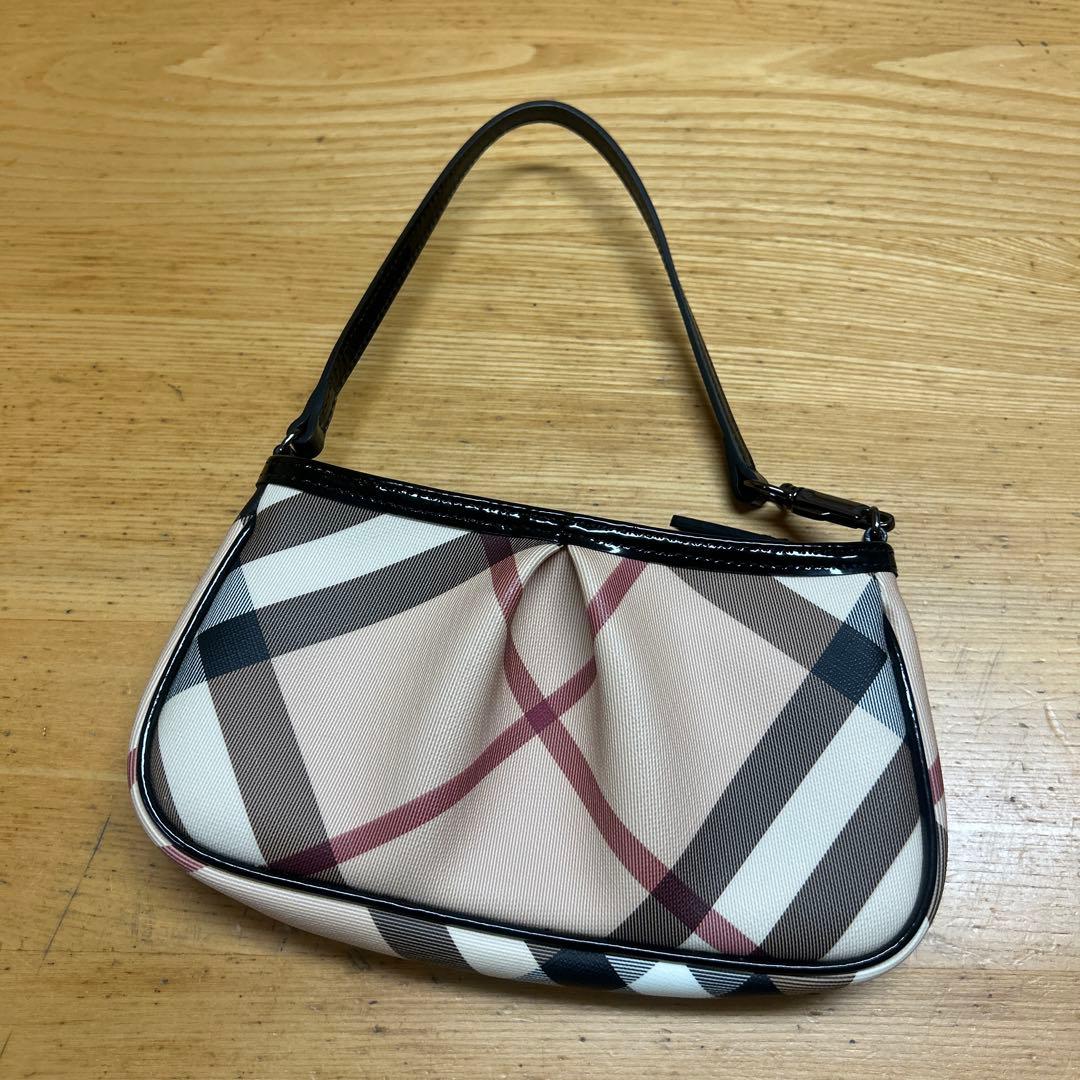 Burberry バック