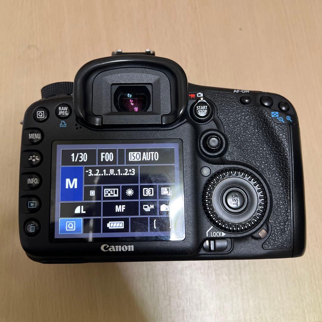Canon一眼レフカメラ EOS7D ボディ