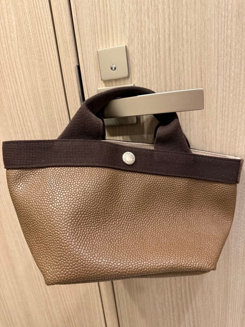 エルベシャプリエ　トート