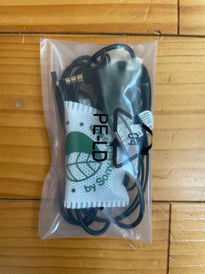 未使用 SonyEricsson Xperia PLAY SO-01D 本体