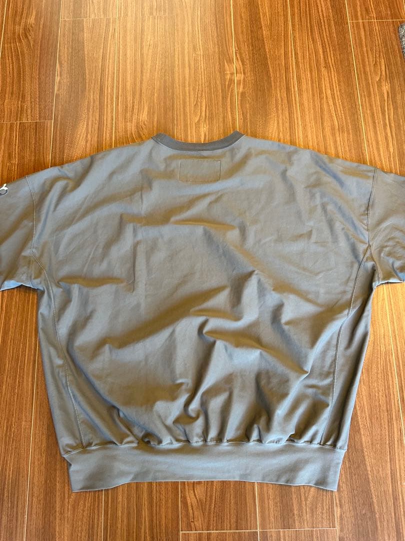 1PIU1UGUALE3ウノピュウ　メンズ トレーナー V （L）