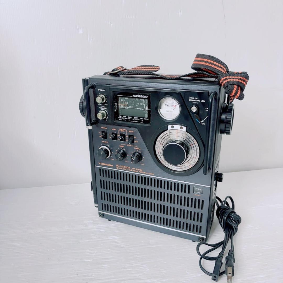 動作品　東芝　ラジオ　電源コード付き RP-2000F