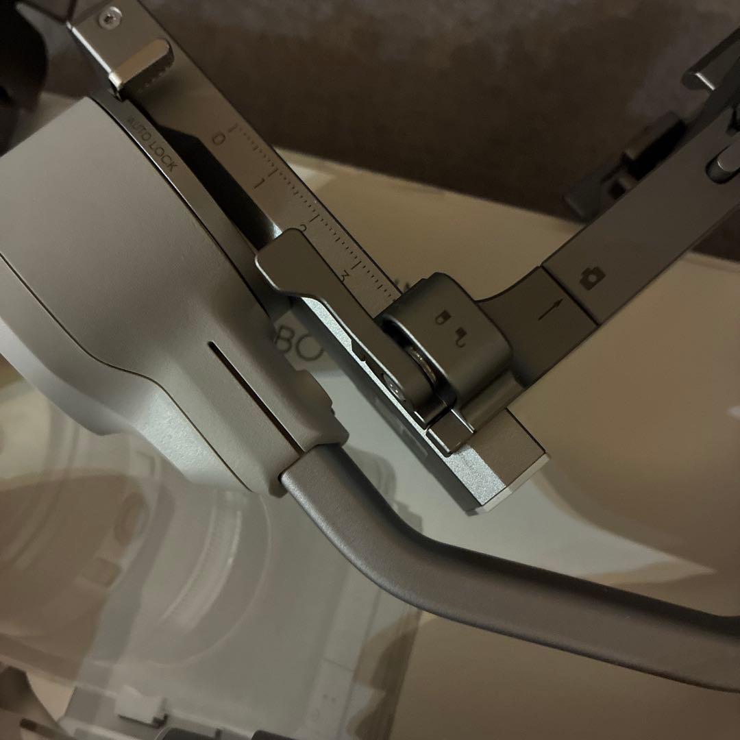 DJI RS 4 Mini クリエイター コンボ