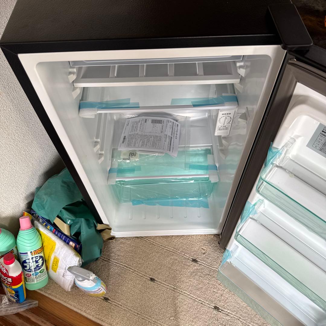 AQR-9P-DS小型冷蔵庫24L