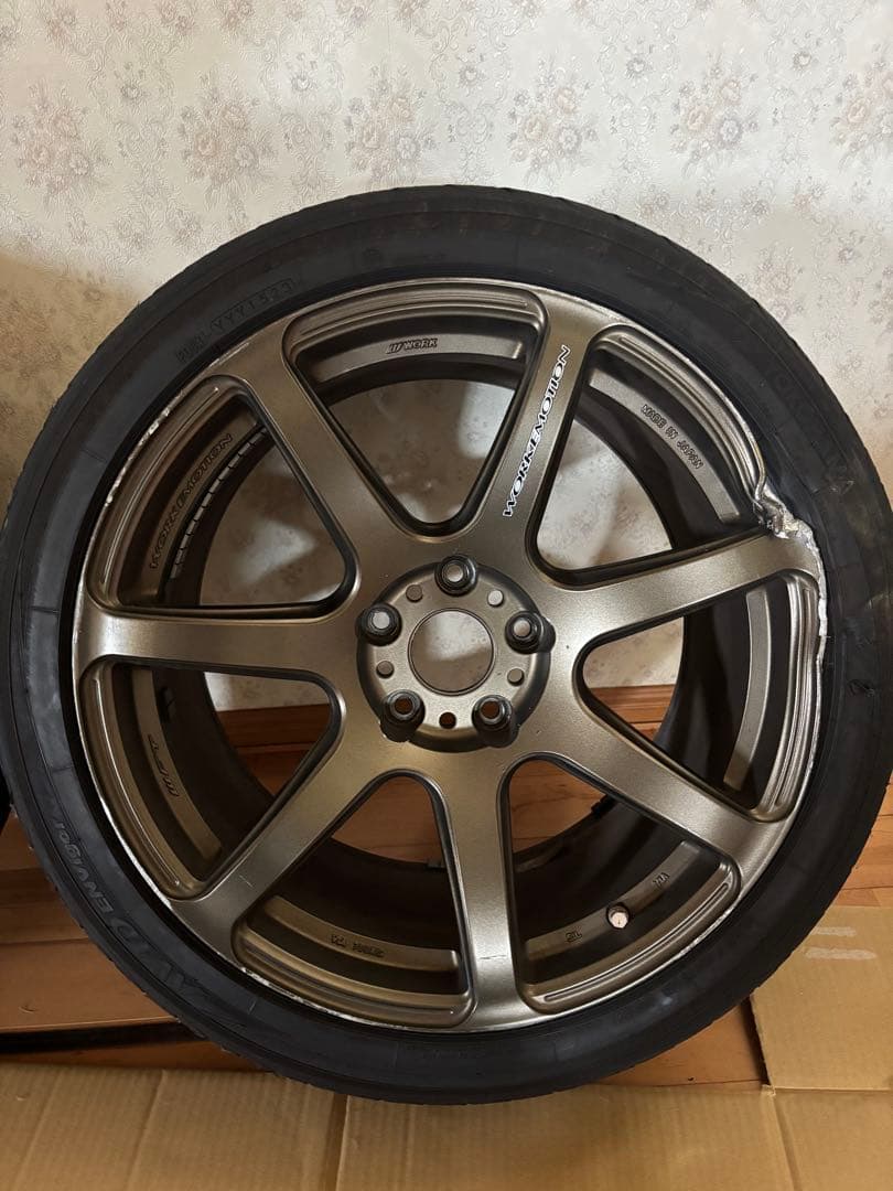 ワークエモーション　18インチ9.5j