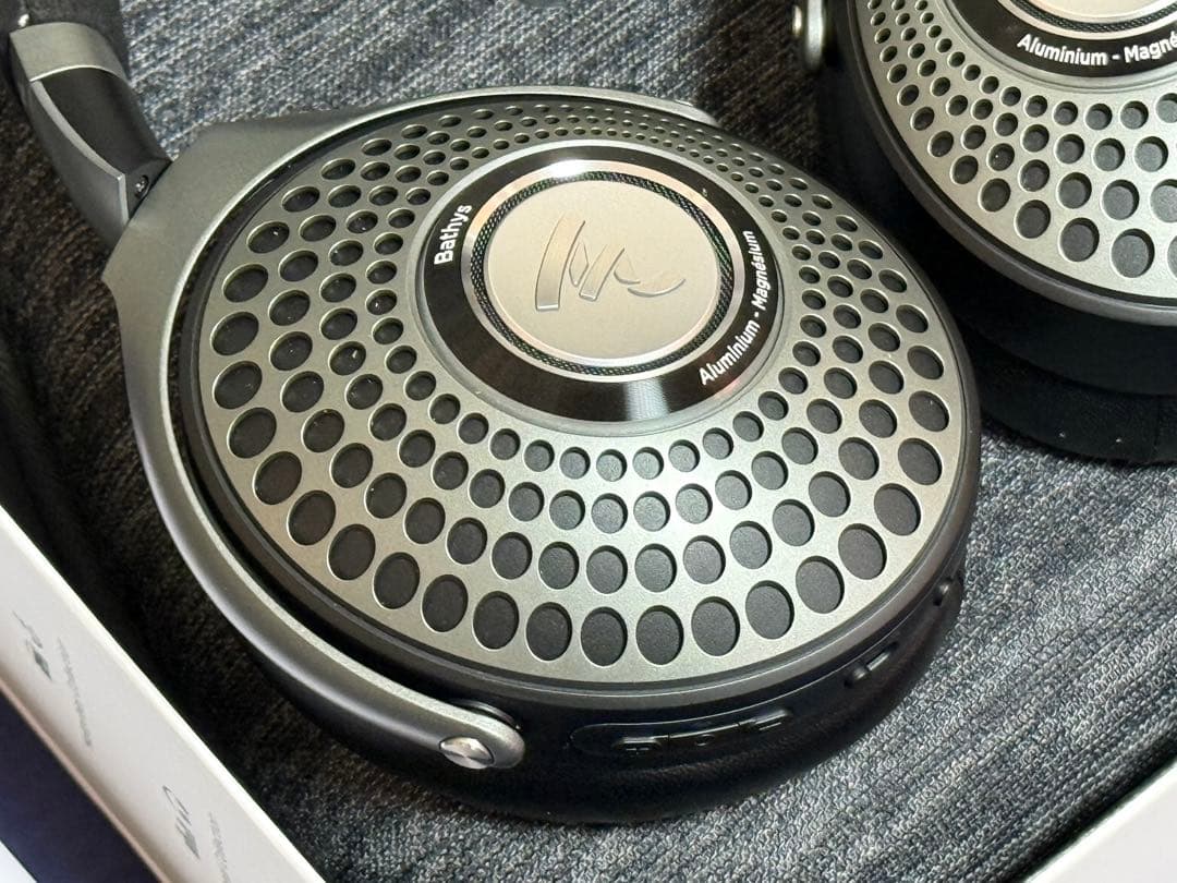 [美品]FOCAL Bathys