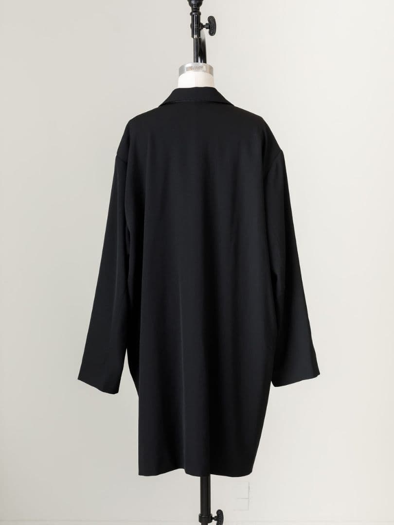 【新品未使用タグ付き】qualia signature jacket deres