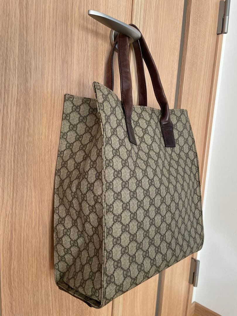 Gucci モノグラムトートバッグ　保存袋付き