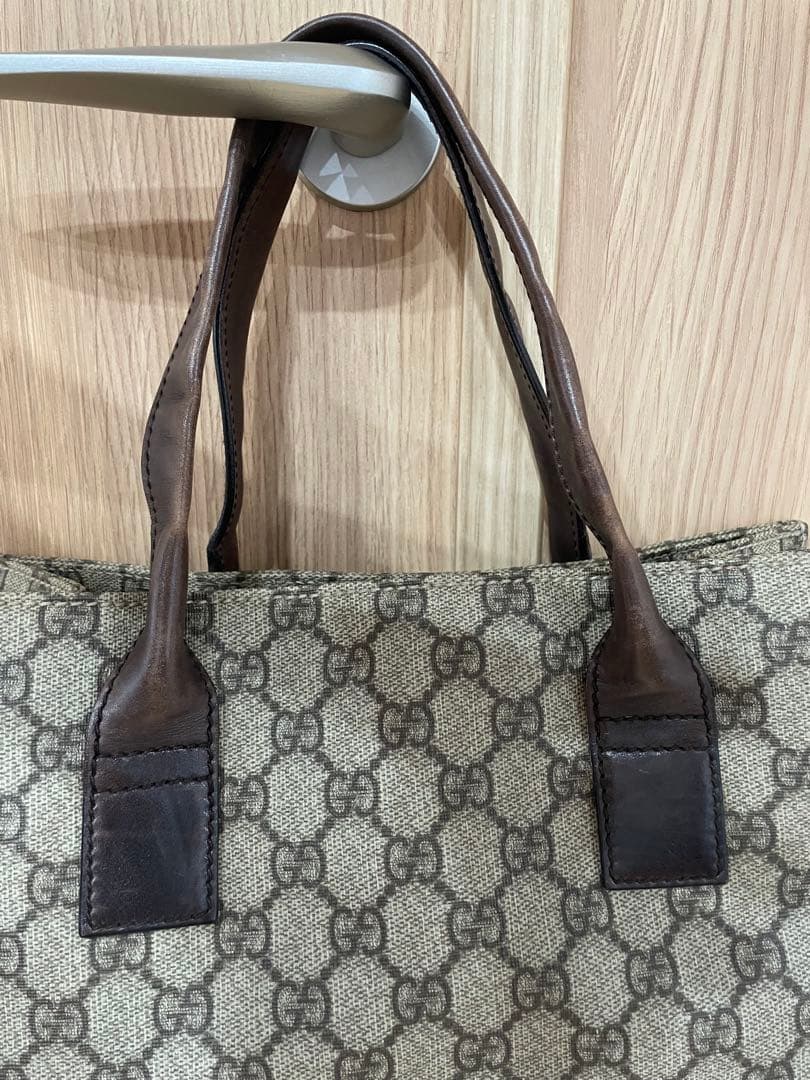 Gucci モノグラムトートバッグ　保存袋付き