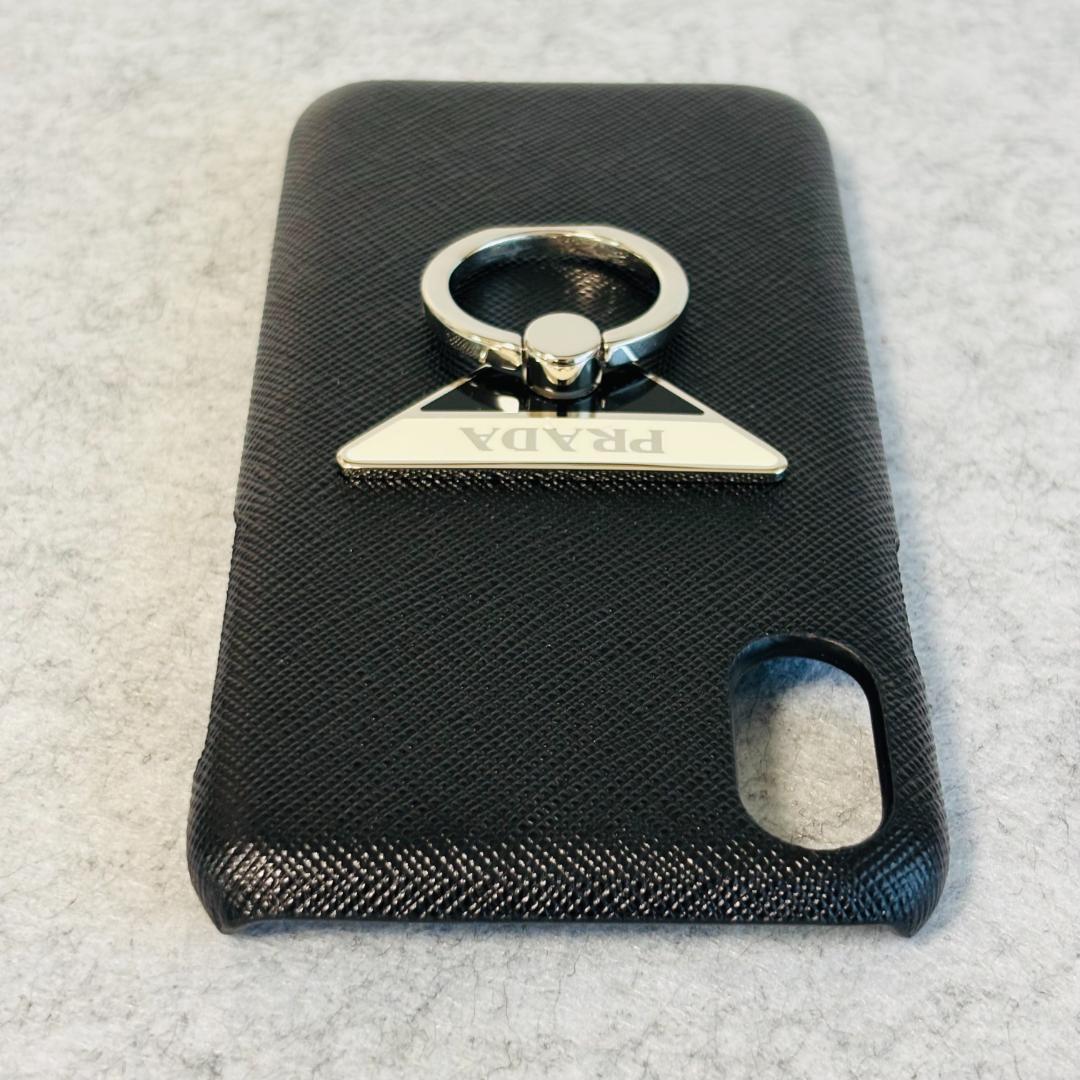 プラダ　iPhoneケース サフィアーノレザー スマホリング　黒　PRADA