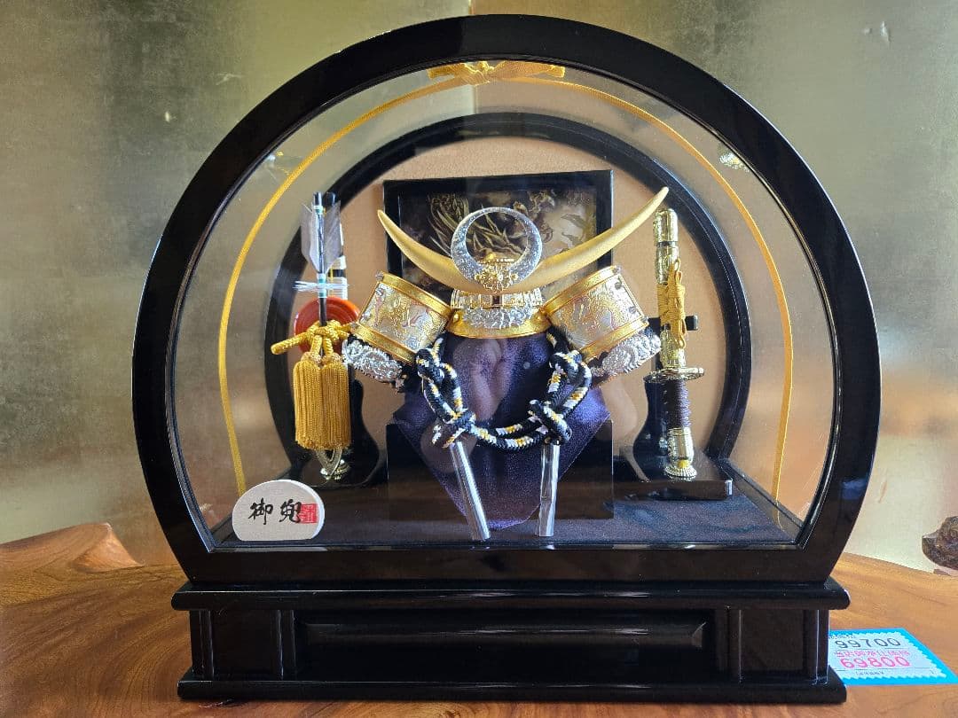 juju ☆彡【展示品限り】五月人形　兜　上杉謙信　ケース飾り　K39