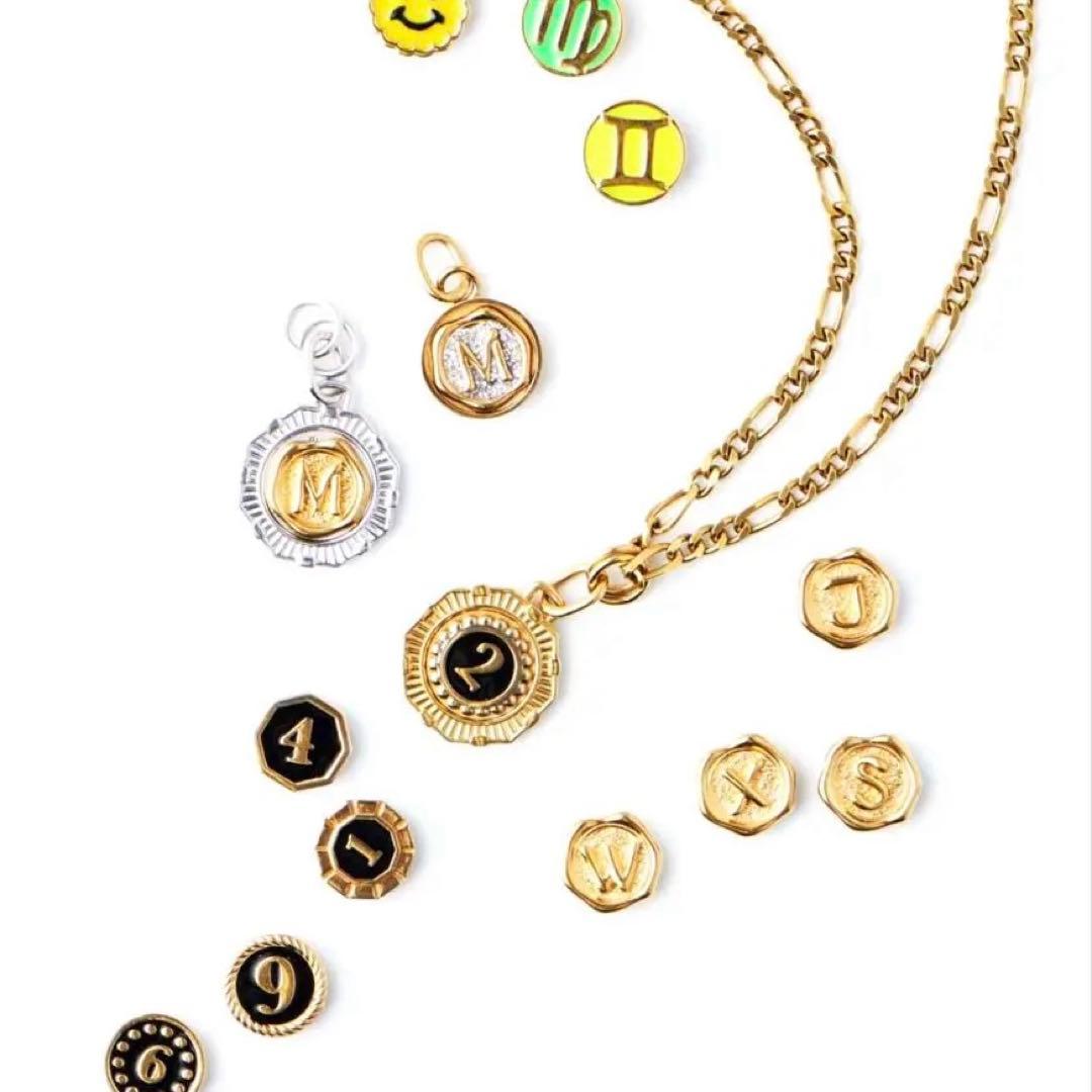 【人気】MARIA BLACK Yasmeen charm