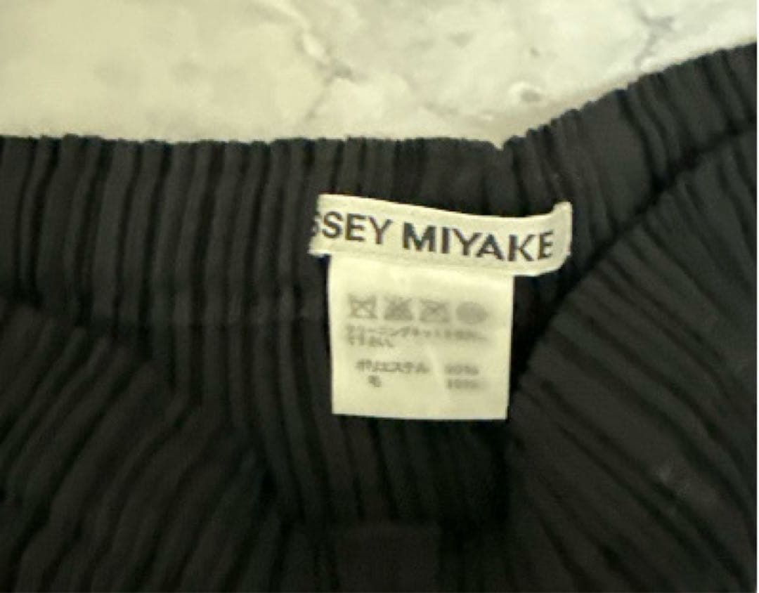❤︎特価✨️ISSEY MIYAKE ブラック プリーツパンツ S〜Mサイズ
