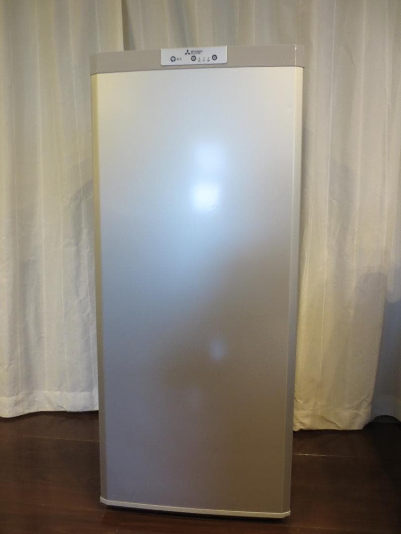 【もんた】三菱冷蔵庫 MF-U12D-S