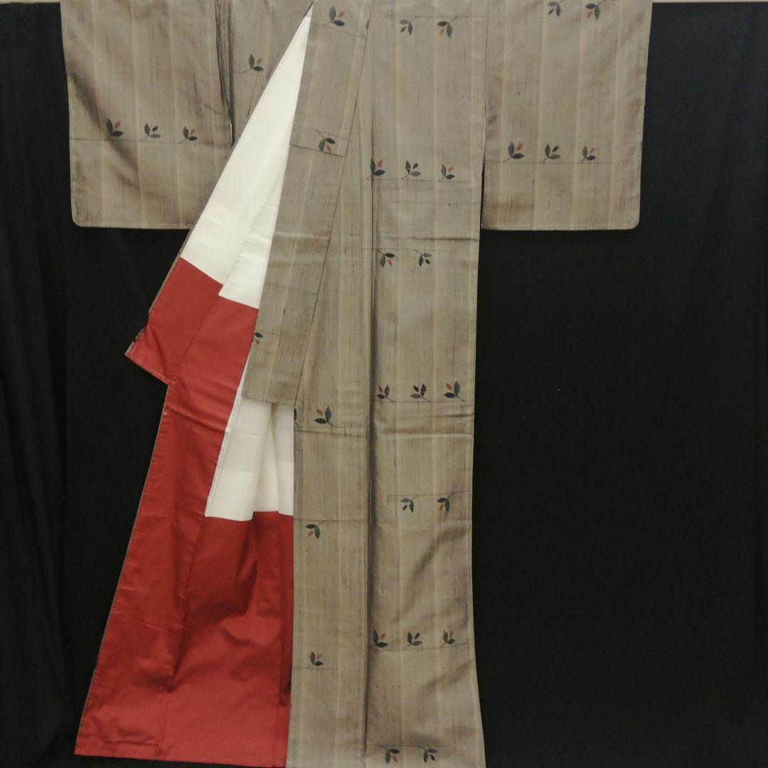 紬(袷)　(織出し枝葉紋様　縦節紬　未使用)