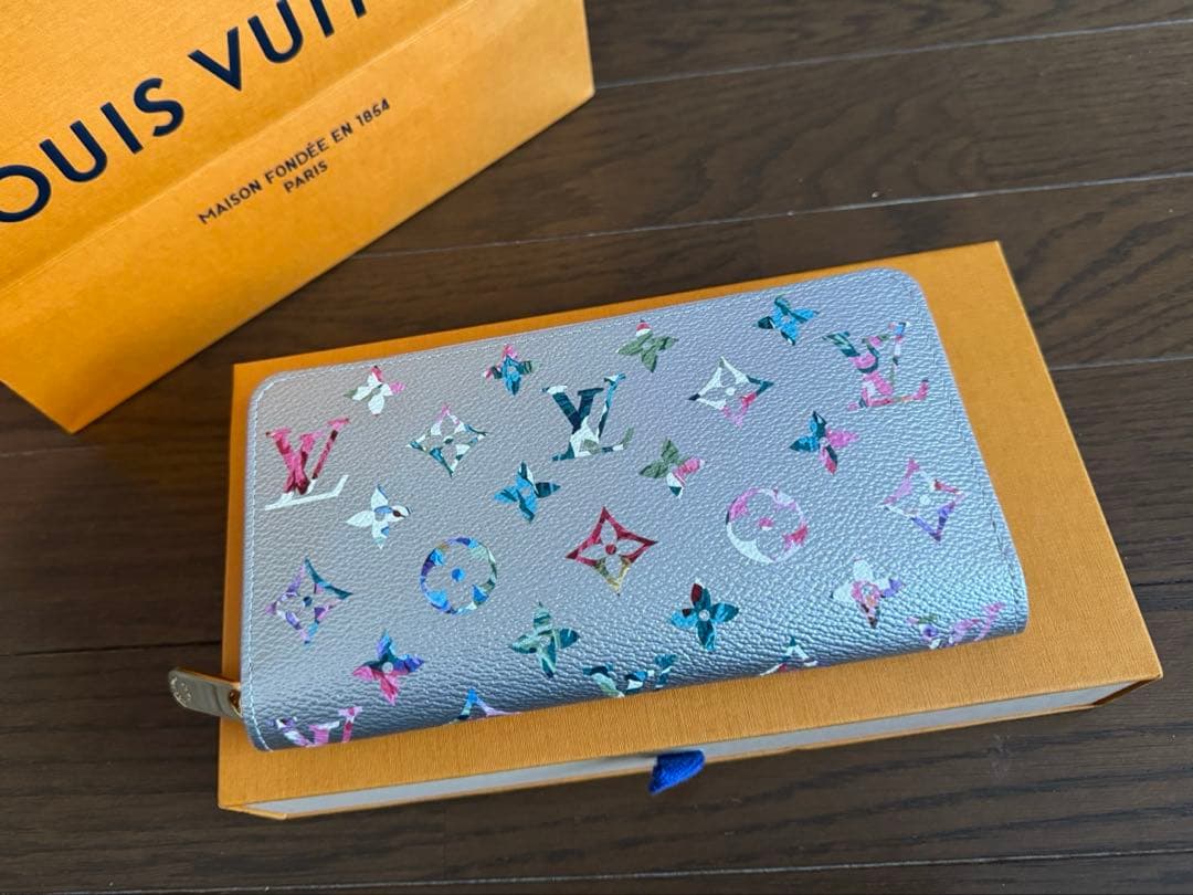 超美品【LOUIS VUITTON】 ジッピーウォレット モノグラム 長財布